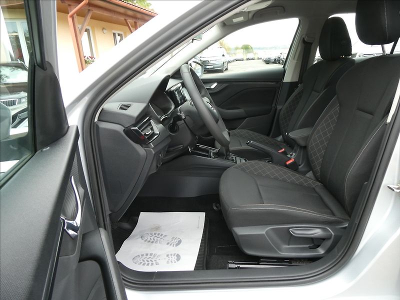 Škoda Scala 1,0 TSi 70kW ČR, DPH, klima - fotka 21 z 38