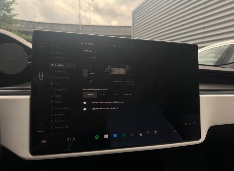 Tesla Model S Plaid AWD FSD Tažné Bílý in.  - fotka 25 z 28