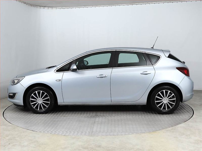 Opel Astra (2015) 1.4 T, LPG, po STK, dobrý stav - fotka 3 z 15