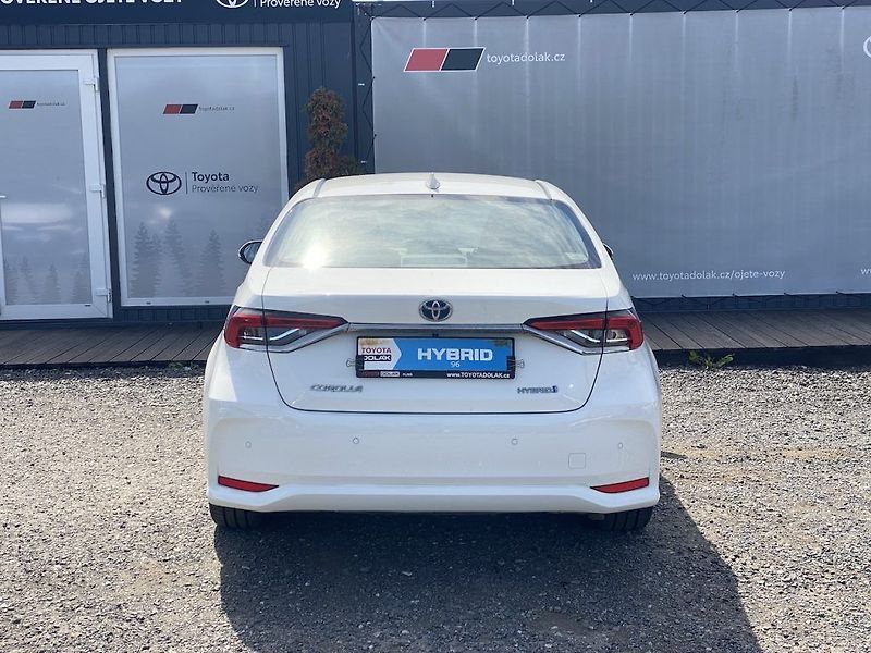 Toyota Corolla 1.8HEV, ČR, ComTech, DPH - fotka 6 z 15