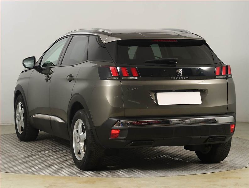Peugeot 3008 (2020) Allure Pack 1.5 BlueHDi - fotka 4 z 21