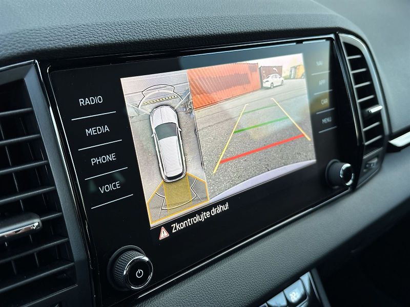 Škoda Karoq (2025) 2.0 TSI 4x4 DSG Sportline - fotka 13 z 37