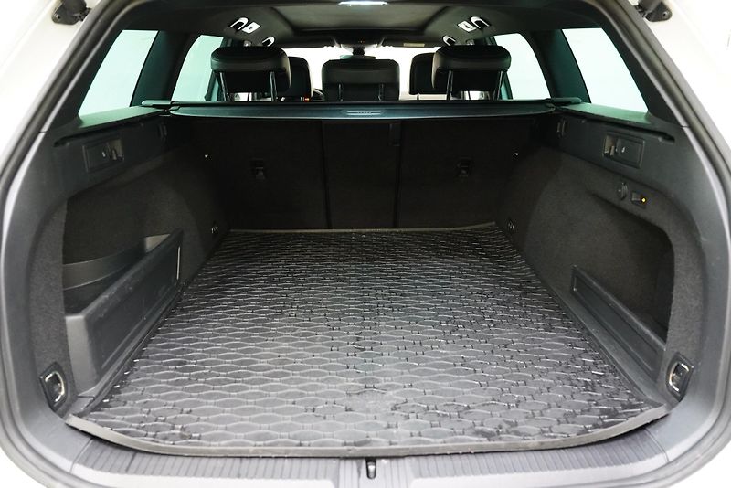 Volkswagen Passat - fotka 25 z 26