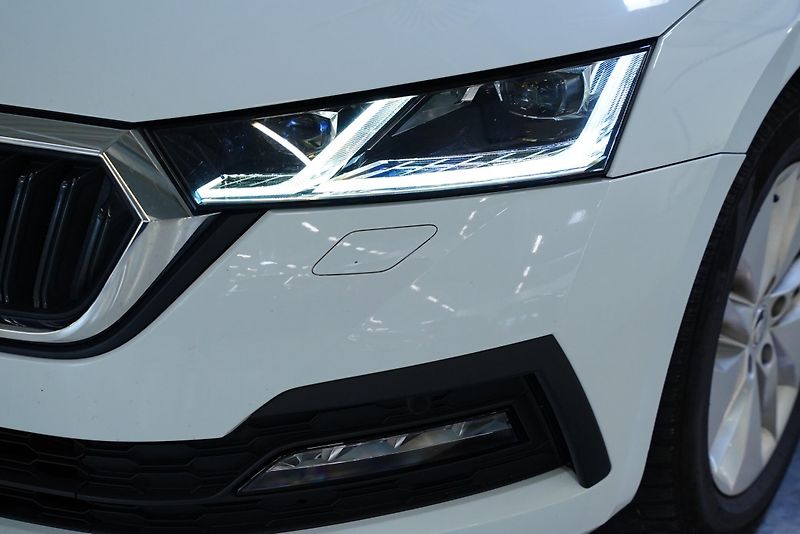 Škoda Octavia - fotka 9 z 32