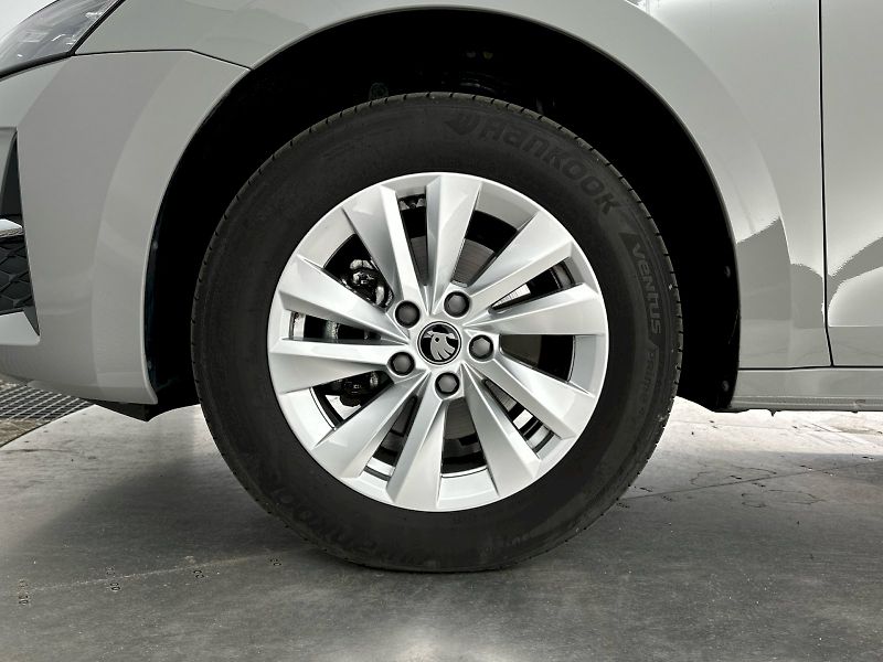 Škoda Octavia (2025) Combi 1.5TSI 110kW Selection - fotka 28 z 28