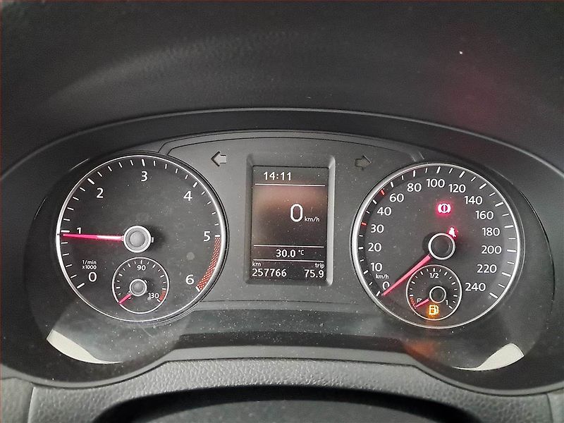 Volkswagen Sharan (2011) 2.0 TDI, Tempomat - fotka 11 z 14