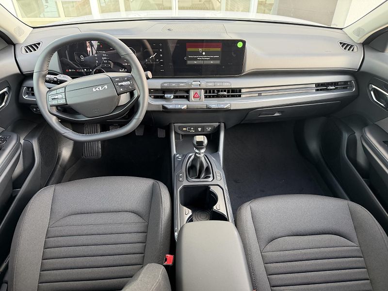 Kia K4 (2026) 1,0 T-GDi EXCLUSIVE - fotka 5 z 6