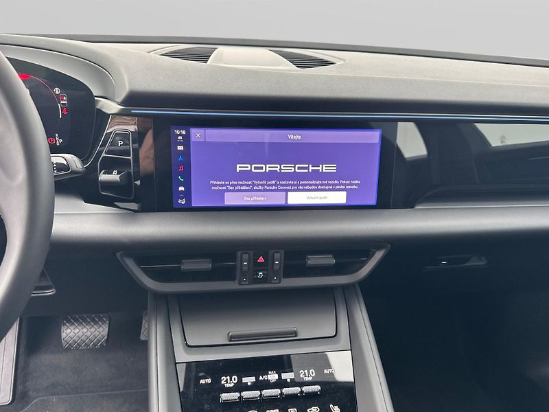 Porsche Macan 4 - fotka 19 z 30