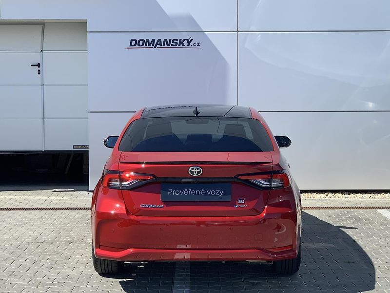 Toyota Corolla SD GR SPORT DYNAMIC 1.8 HEV AT - fotka 12 z 35