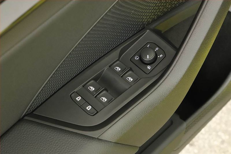 Škoda Octavia (2025) RS 2.0 TSI, AT, Pano, Kamera - fotka 20 z 22