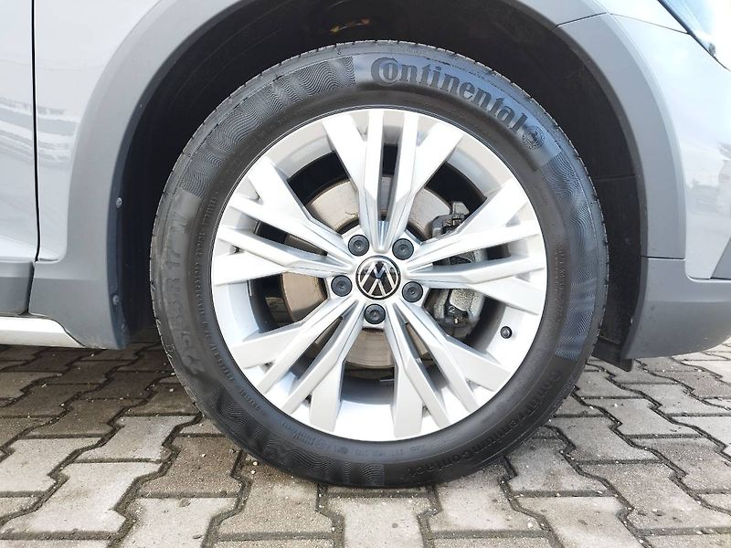 Volkswagen Passat (2022) Alltrack,2.0 TDI,147kW,DSG,4Mo - fotka 22 z 23
