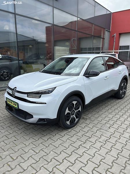 Citroën C4 (2025) PLUS 1.2 PureTech 1 - fotka 13 z 15