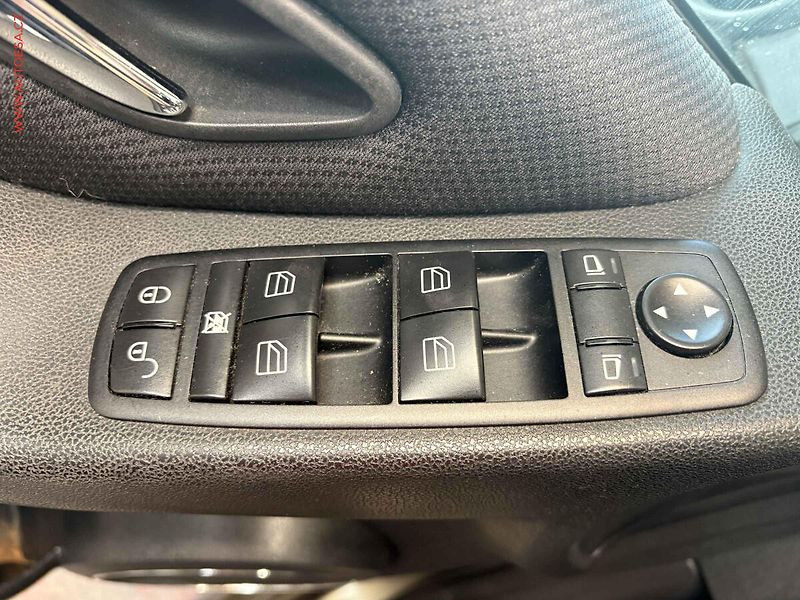 Mercedes-Benz Třídy B (2011) 1.5 i B160, Výhřev sed, TZ - fotka 12 z 14