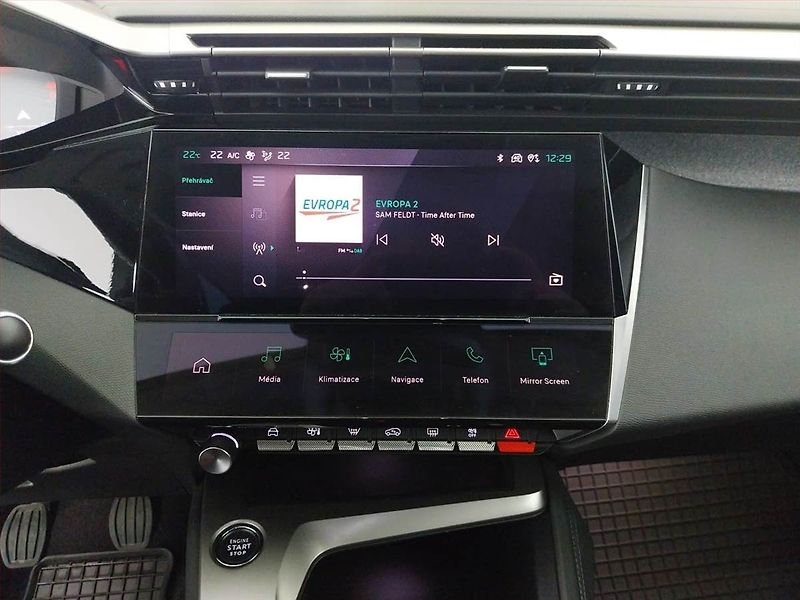 Peugeot 308 (2023) 1.2 PureTech, ČR,1.maj - fotka 12 z 20
