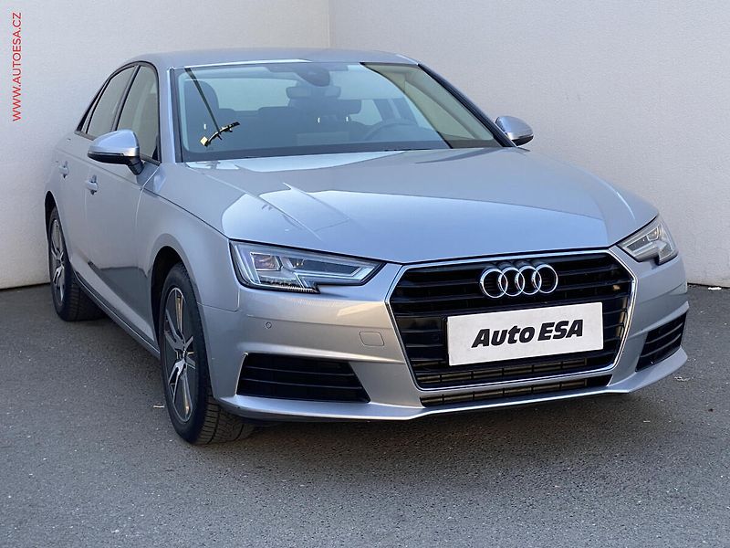 Audi A4 (2019) 2.0 TFSi, ČR, AC, LED, navi - fotografie inzerátu