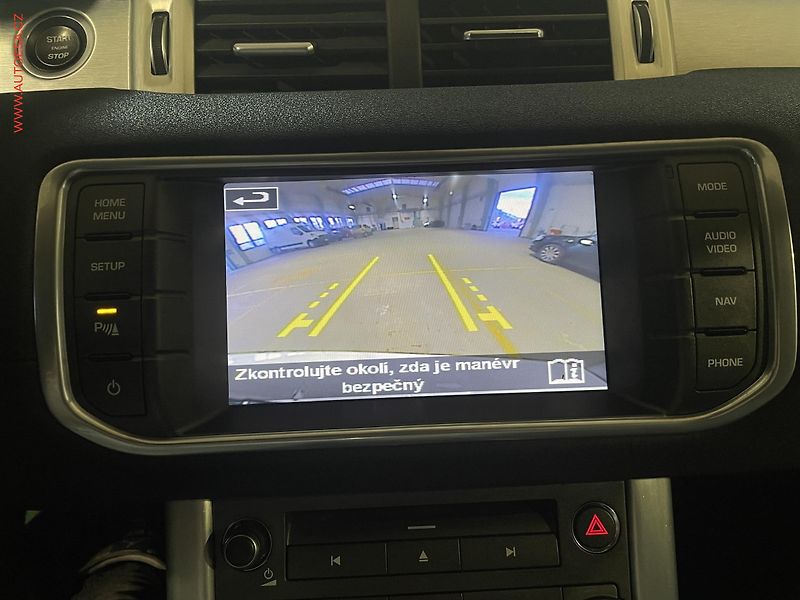Land Rover Range Rover Evoque (2013) 2.2 TD4 4x4, AT, kůže, navi - fotka 15 z 17