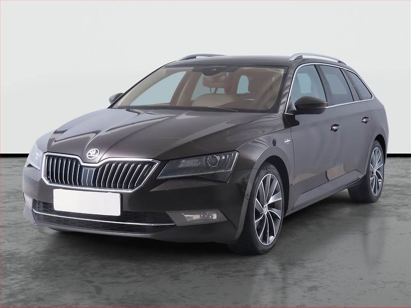 Škoda Superb (2018) Laurin&Klement 2.0 TDI, 4X4 - fotka 2 z 15