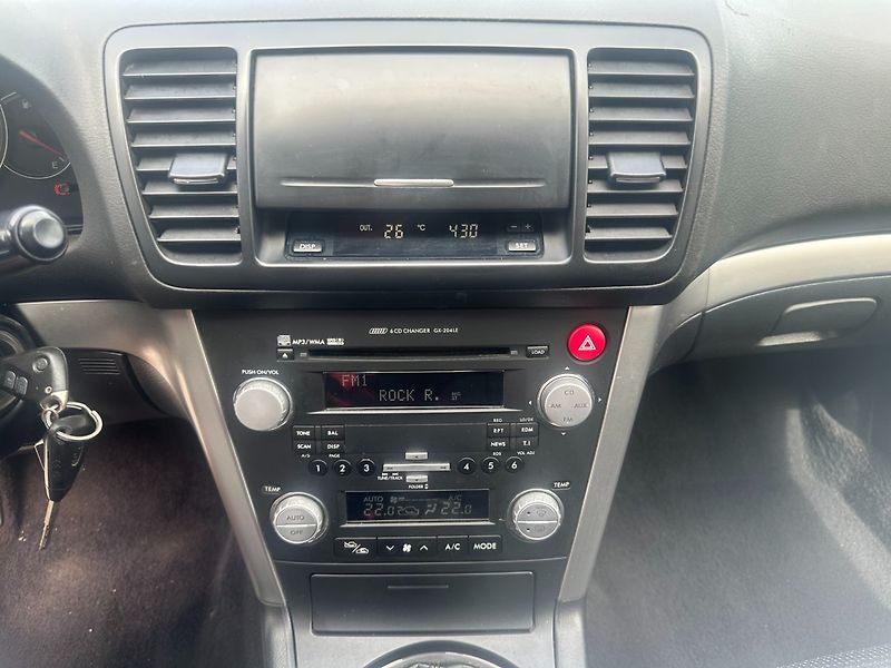 Subaru Outback 2.5i 4x4/127kW/Tempomat - fotka 21 z 22