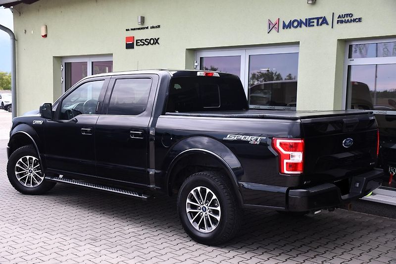 Ford F-150 2.7 L ECOBOOST XLT SPORT 4X4 - fotka 3 z 38