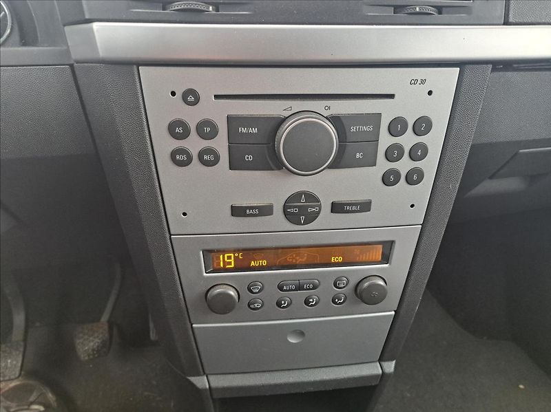 Opel Meriva 1,4 i   závada - fotka 20 z 24