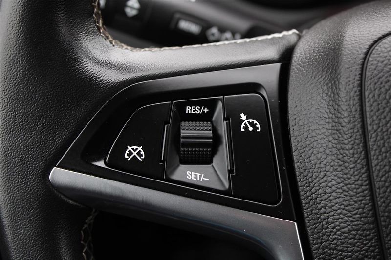 Opel Meriva 1,4 i  ČR,1.MAJITEL,COSMO - fotka 16 z 31