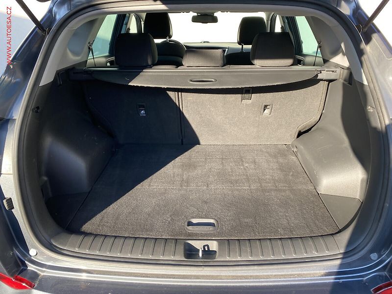 Hyundai Tucson (2016) 1.7 CRDi, AT, navi, kamera - fotka 7 z 18