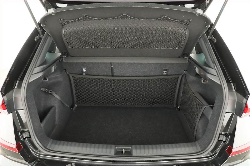 Škoda Kamiq (2026) 1.0 TSI, MONTE CARLO, AUTOMAT - fotka 16 z 17