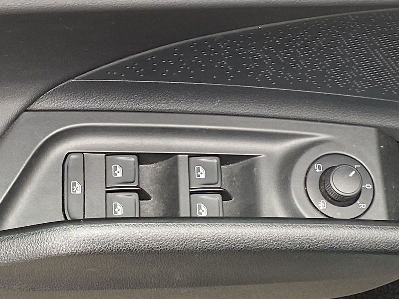 Škoda Enyaq (2022) iV 60 Sportline - fotka 28 z 38