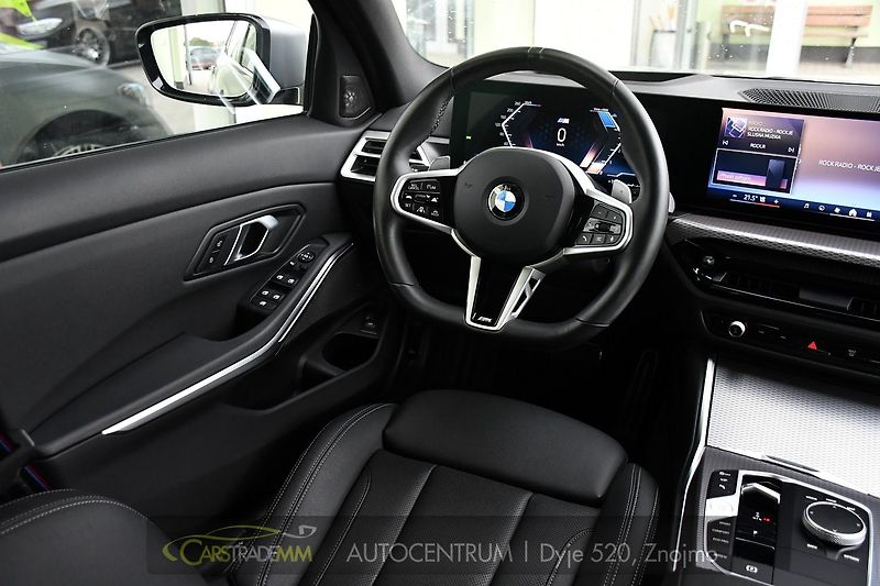 BMW Řada 3 320d xD M-SPORT PANORAMA H/K  - fotka 21 z 57