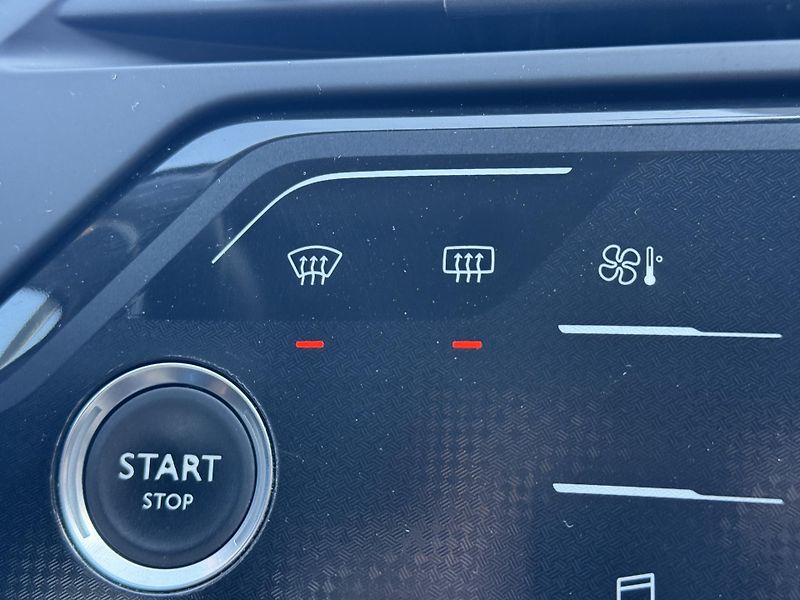 Citroën C4 Picasso (2018) 1.2 SpaceTourer PureTech tažné - fotka 29 z 44