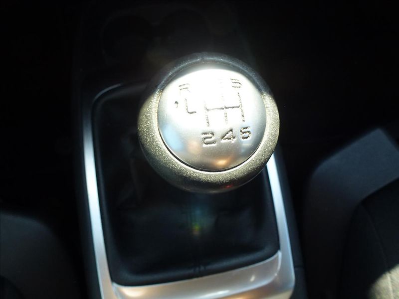 Citroën C4 Picasso 1,2 PureTech 130 6MAN Turbo  S - fotka 32 z 46