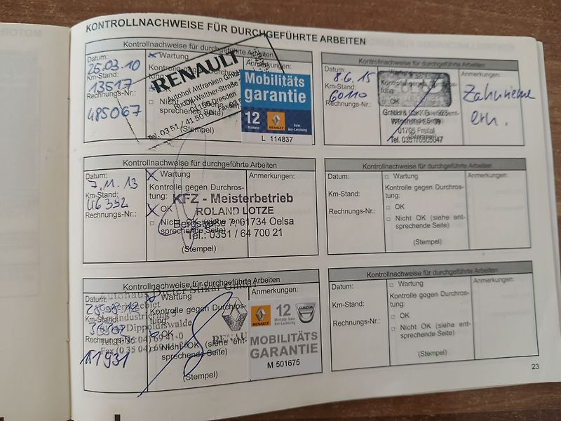 Renault Clio 1.2 i Grandtour Authentique - fotka 22 z 23