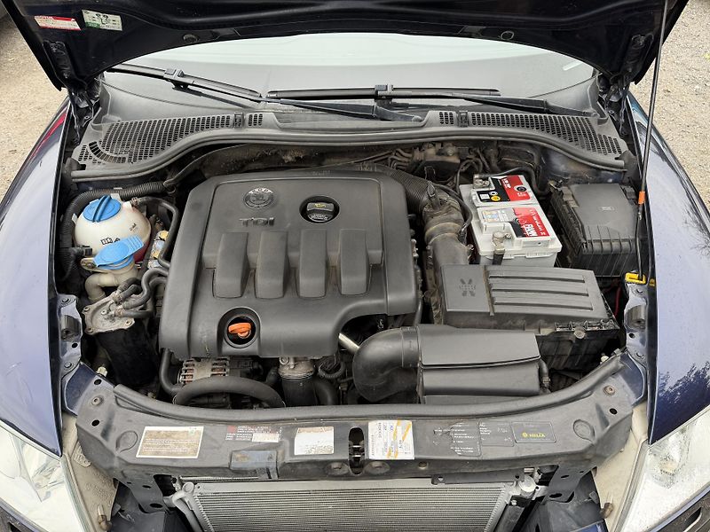 Škoda Octavia 2.0 TDI DSG - fotka 22 z 23