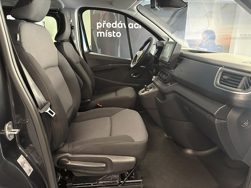Renault Trafic (2026) L2 Equilibre Blue dCi 170 EAG9 - fotka 7 z 11
