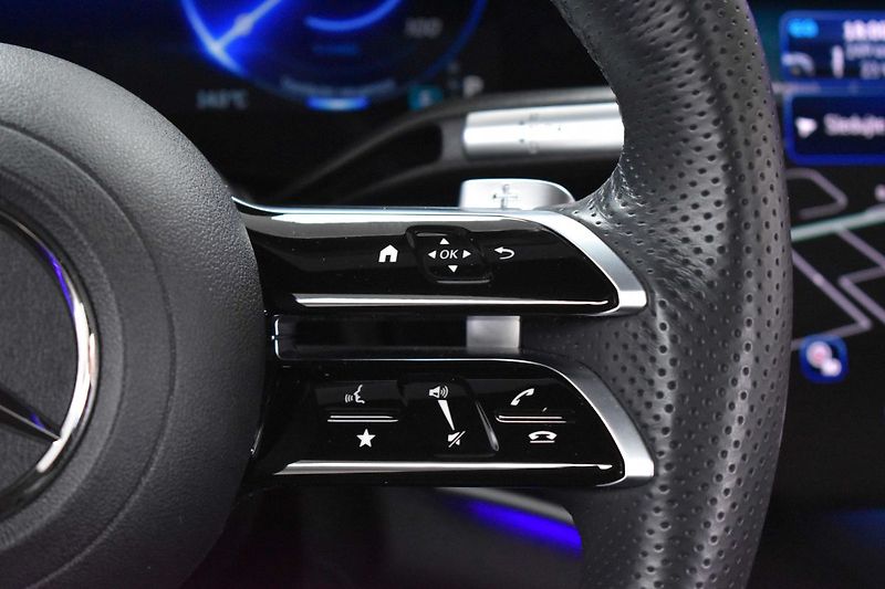 Mercedes-Benz EQS 450 AMG*4M*AIR*TAŽNÉ*TEPELKO* - fotka 17 z 52