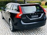 Volvo V60 2.0D 5VÁLEC AUT SERVISKA TAŽNÉ - náhled 17