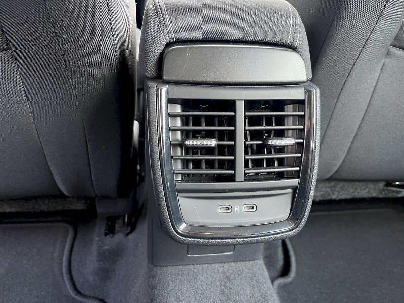 Škoda Kamiq (2023) 1.0 TSI 81 kW Fresh Ambition P - fotka 24 z 32
