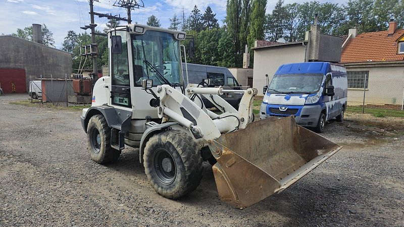 Liebherr (2013) L508,DPH,cena vč.vidlí - fotka 1 z 16