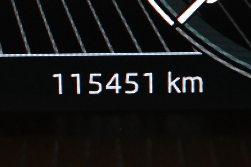 Škoda Scala 1,0 TSI 81 kW DSG Ambition Zár - fotka 17 z 30