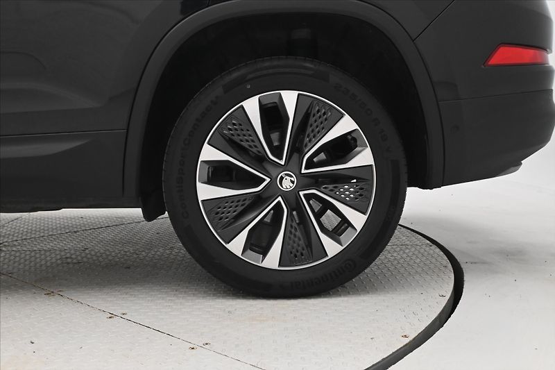 Škoda Kodiaq 2,0 TDI 147 kW DSG 4x4 Záruka - fotka 33 z 33