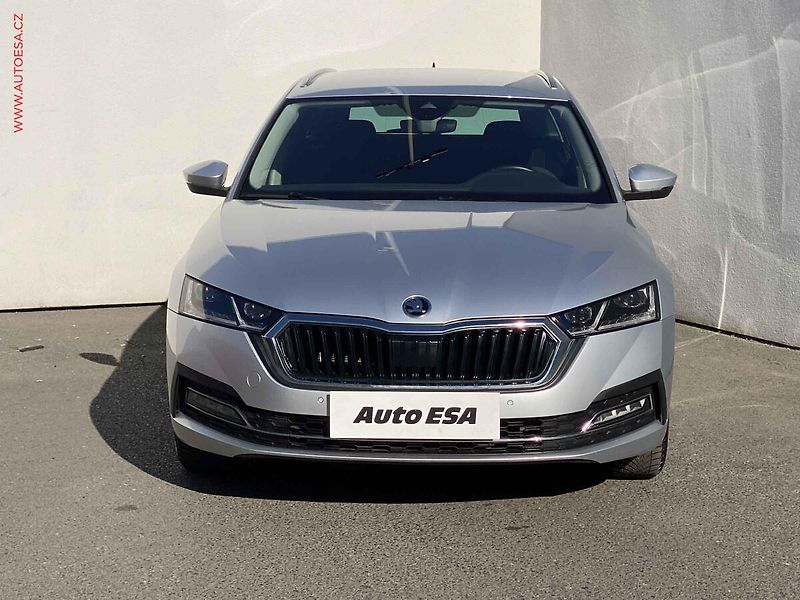 Škoda Octavia (2020) 1.5 TSi, 1.maj,ČR, Style - fotka 2 z 20