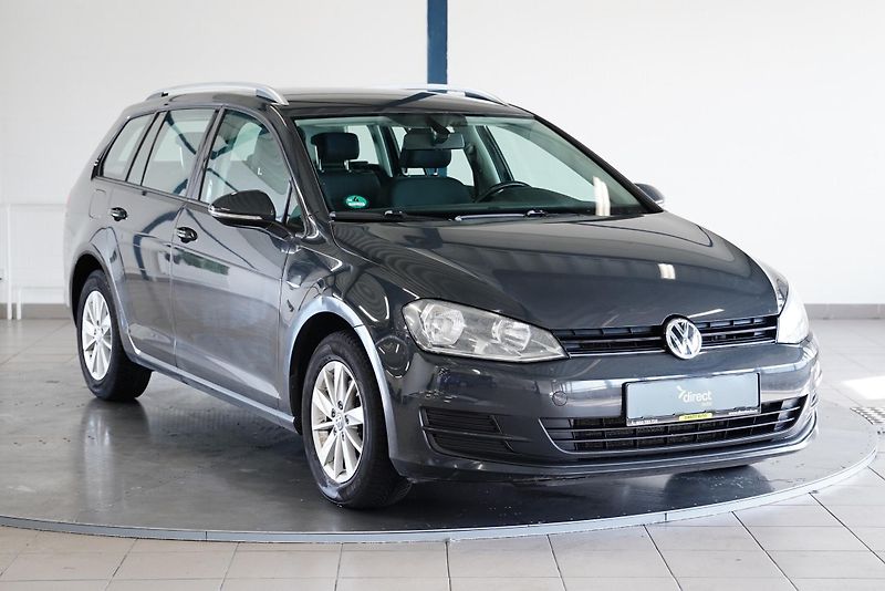 Volkswagen Golf - fotka 3 z 6