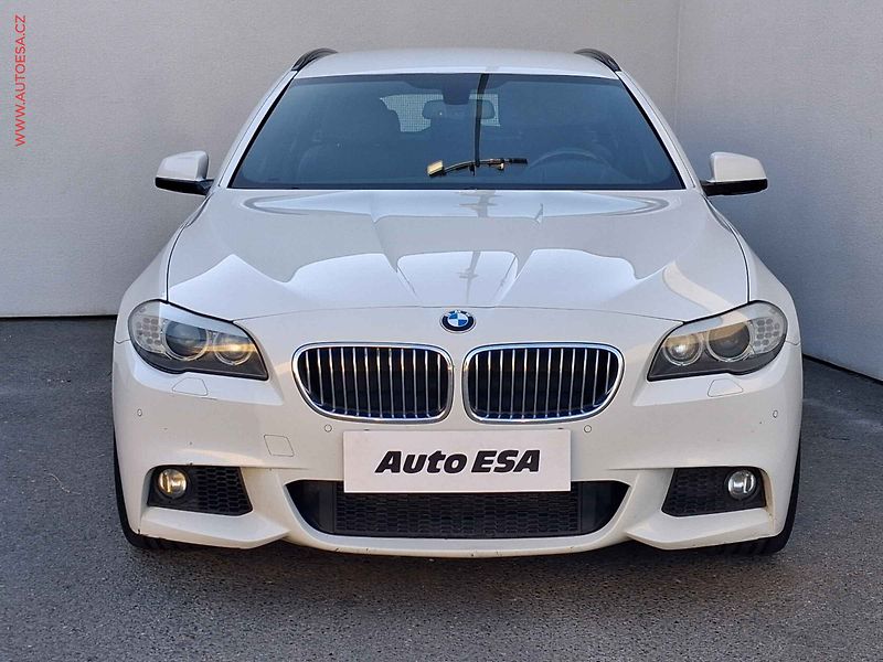 BMW Řada 5 (2013) 3.0 D 535d xDrive, ČR, AT - fotka 2 z 22