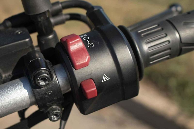 test CFMoto 300CL-X