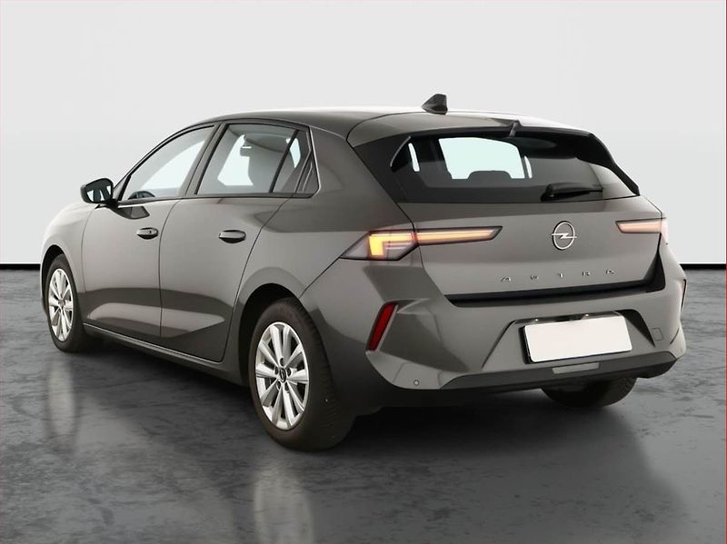 Opel Astra (2023) Edition 1.2 Turbo, Navi - fotka 4 z 19