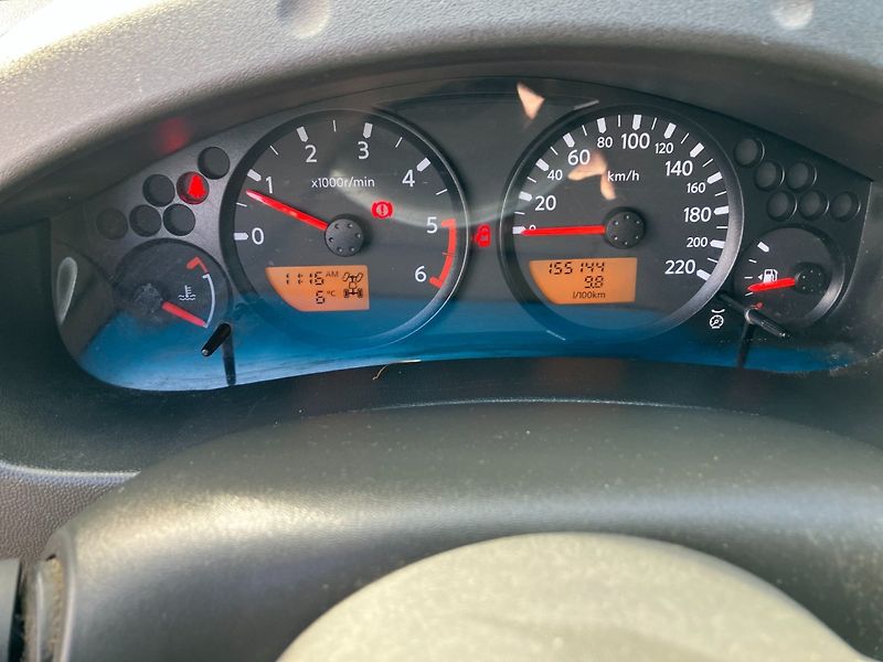 Nissan Navara (2007) 2.5DCI 4WD DOUBLE CUB - fotka 21 z 27
