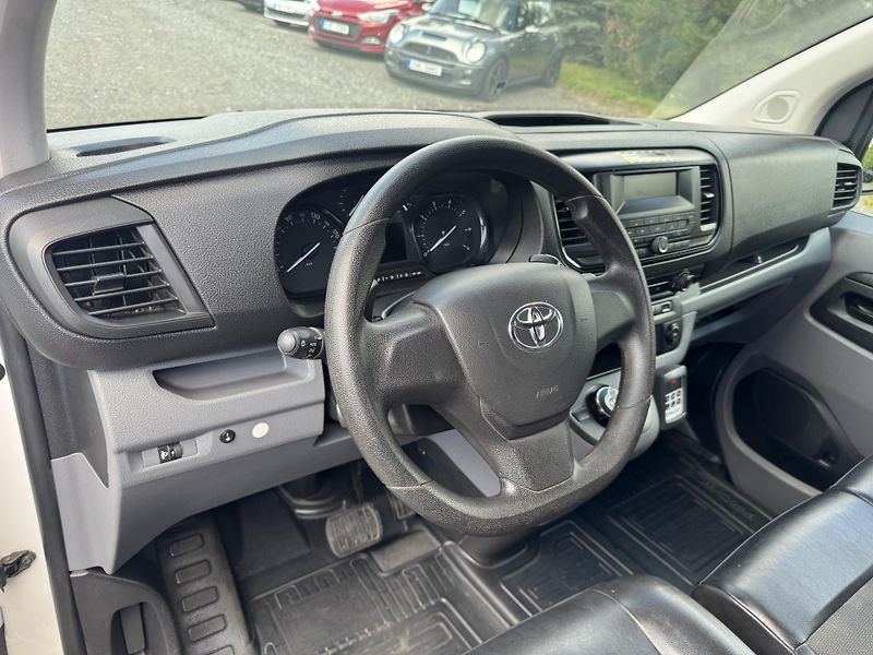 Toyota ProAce 2.0,130kw, Chlaďák, ČR, DPH. - fotka 28 z 37