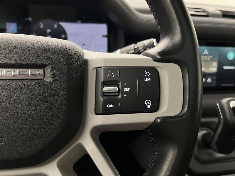 Land Rover Defender D250 XS EDITION AUT CZ - fotka 27 z 50