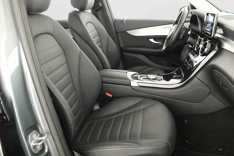Mercedes-Benz GLC (2017) 220 d 4MATIC - fotka 7 z 21