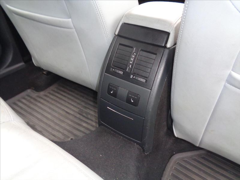 Škoda Octavia 2,0 Laurin Klement - fotka 11 z 19